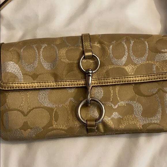 Coach gold lurex evening clutch - Picture 2 of 5